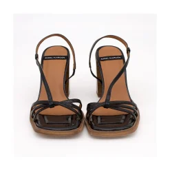 ANGEL ALARCON Gaynor - Sandalia De Tiras Con Tacon Ancho New