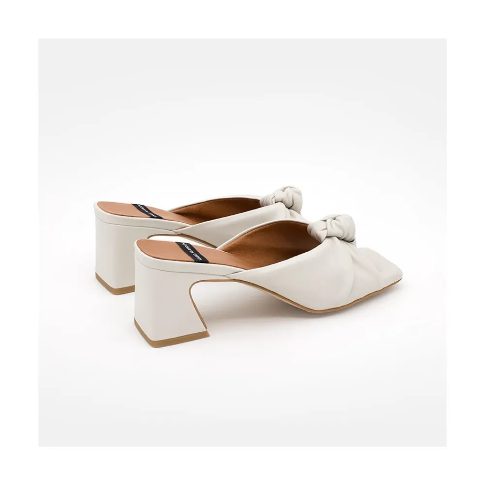 ANGEL ALARCON Hepburn - Mule De Piel Con Nudo Sale