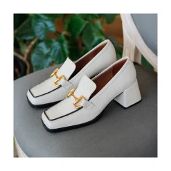 ANGEL ALARCON Kiski - Mocasin De Piel Con Tacon Ancho Y Adorno Metalico Sale