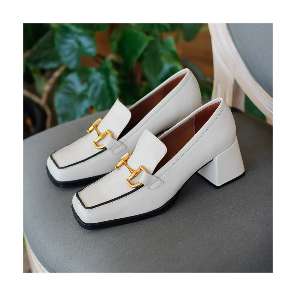 ANGEL ALARCON Kiski - Mocasin De Piel Con Tacon Ancho Y Adorno Metalico Sale