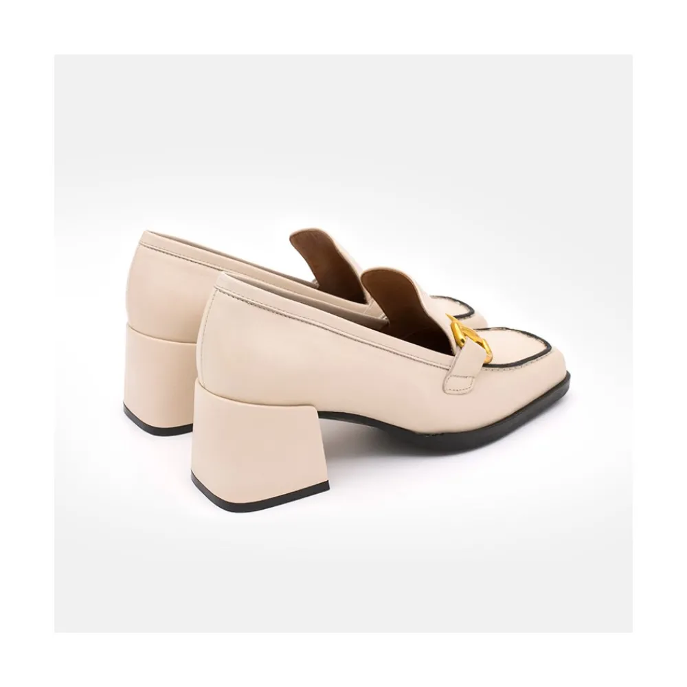 ANGEL ALARCON Kiski - Mocasin De Piel Con Tacon Ancho Y Adorno Metalico Sale