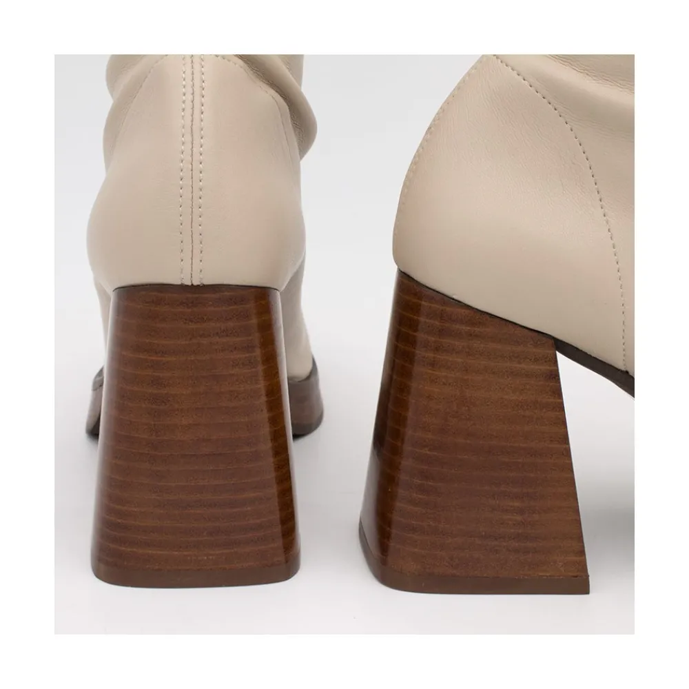 ANGEL ALARCON Managua - Botas Elasticas De Tipo Calcetin Con Tacon Geometrico Alto Best
