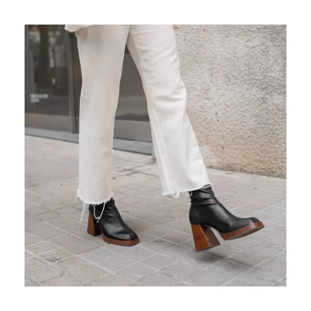 ANGEL ALARCON Managua - Botas Elasticas De Tipo Calcetin Con Tacon Geometrico Alto Sale