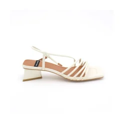 ANGEL ALARCON Mazzy - Sandalia De Tiras Con Tacon De Diseno Triangular Hot