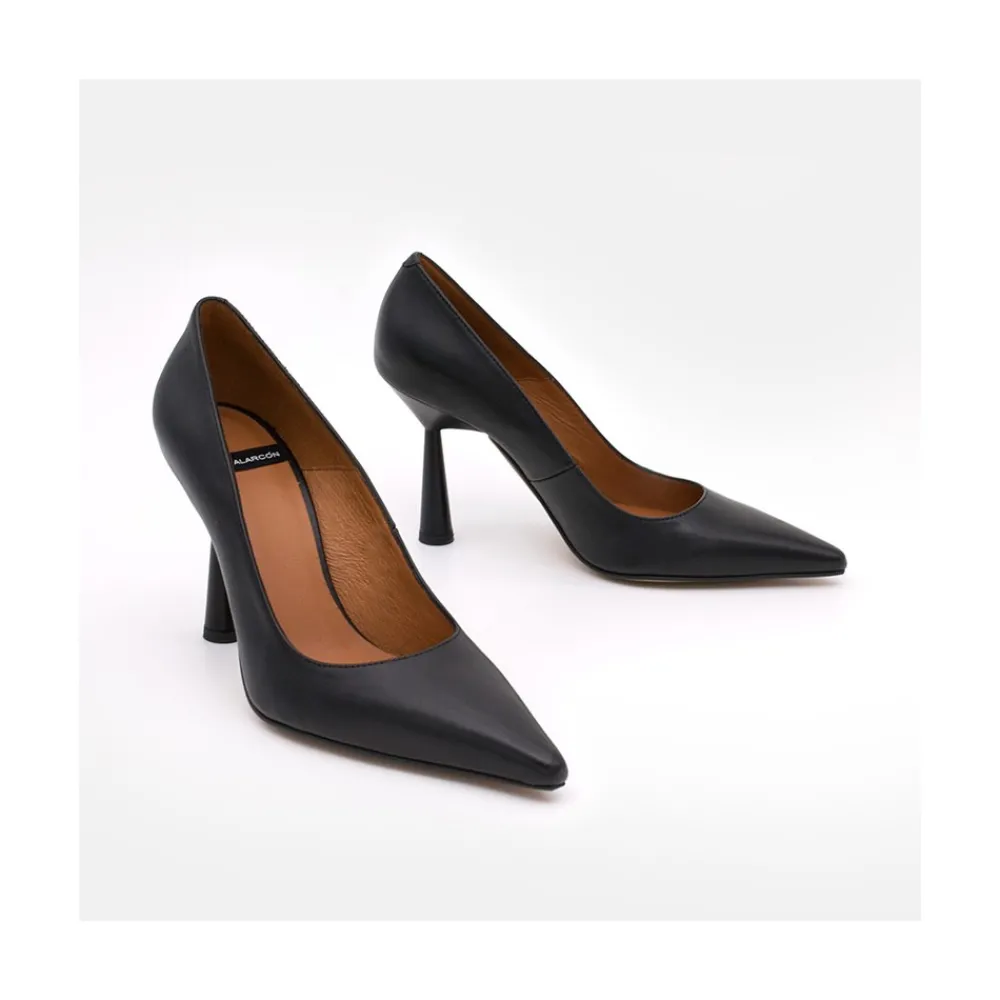 ANGEL ALARCON Moore - Stilettos De Piel Hot