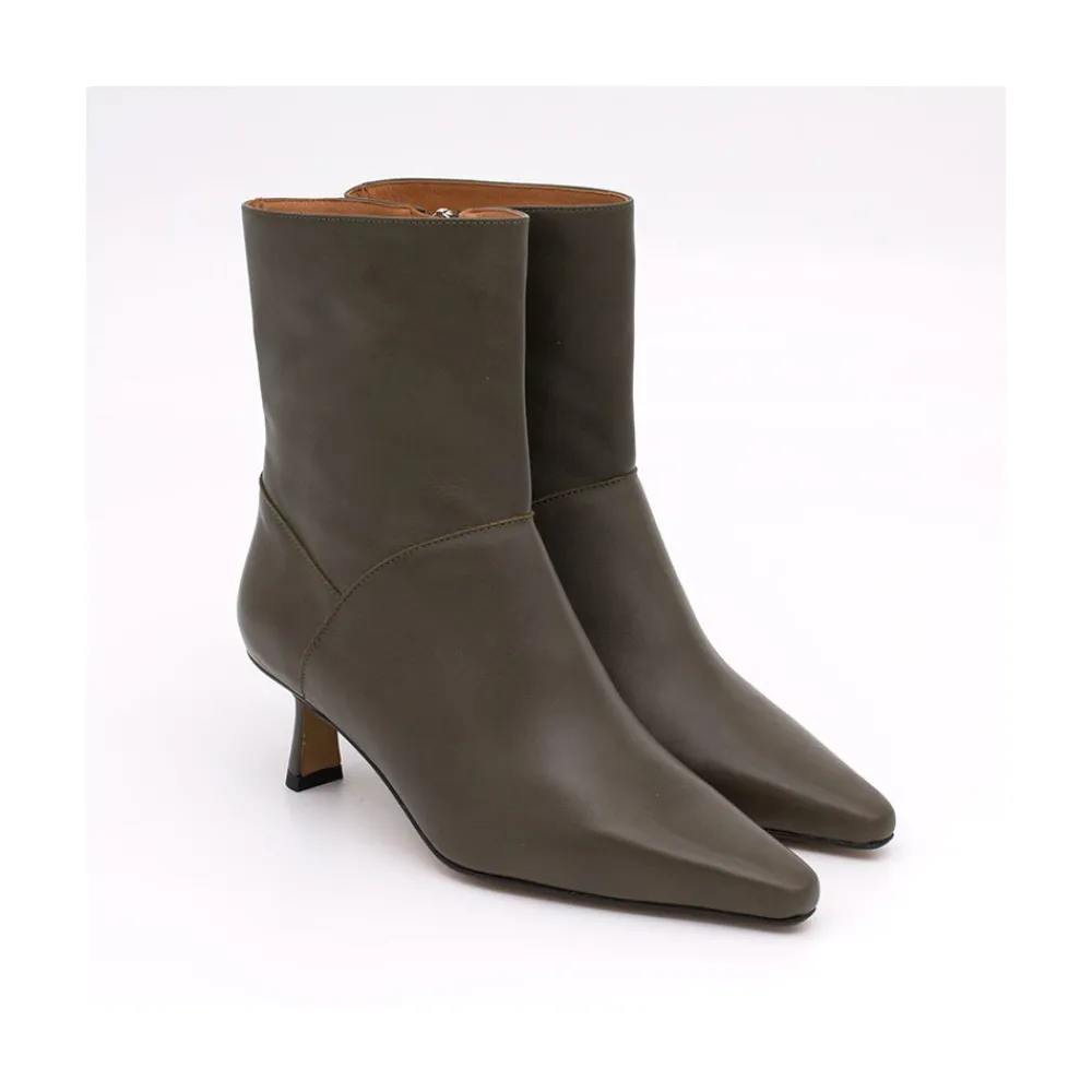 ANGEL ALARCON Nina - Botin De Cana Ancha Con Tacon Bajo Best