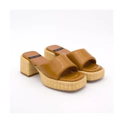 ANGEL ALARCON Nova - Mule Colchado Con Tacon Ancho Y Plataforma Clearance