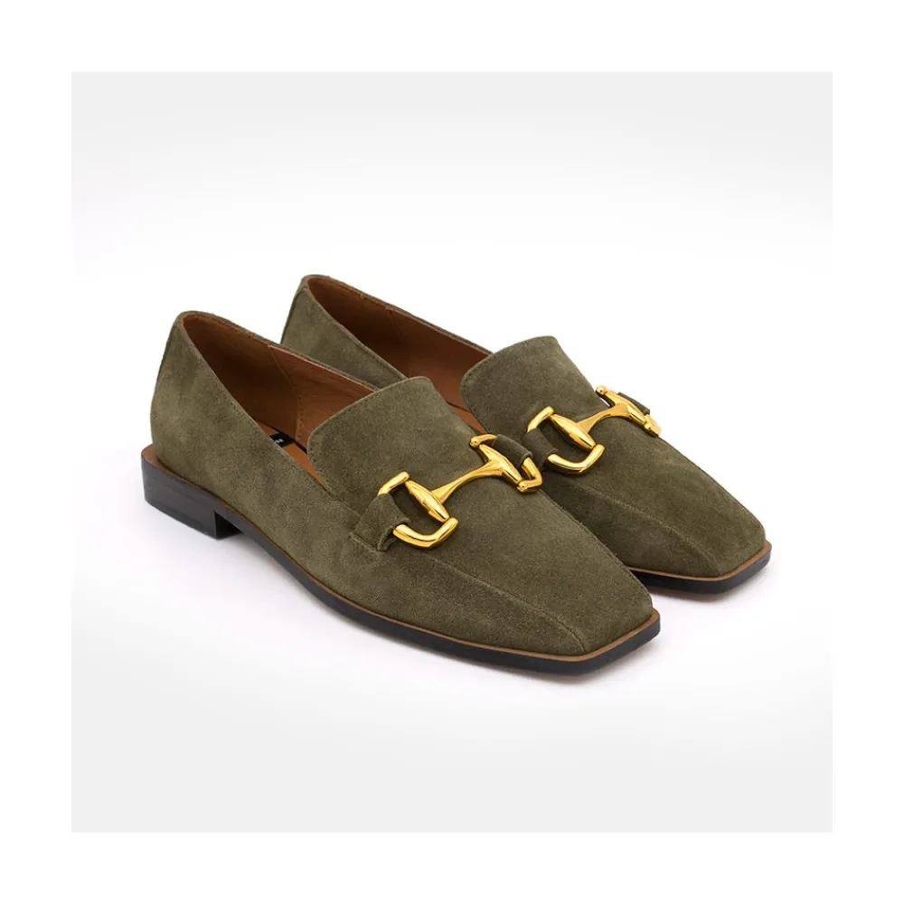 ANGEL ALARCON Stelia - Mocasin De Ante Con Adorno Metalico