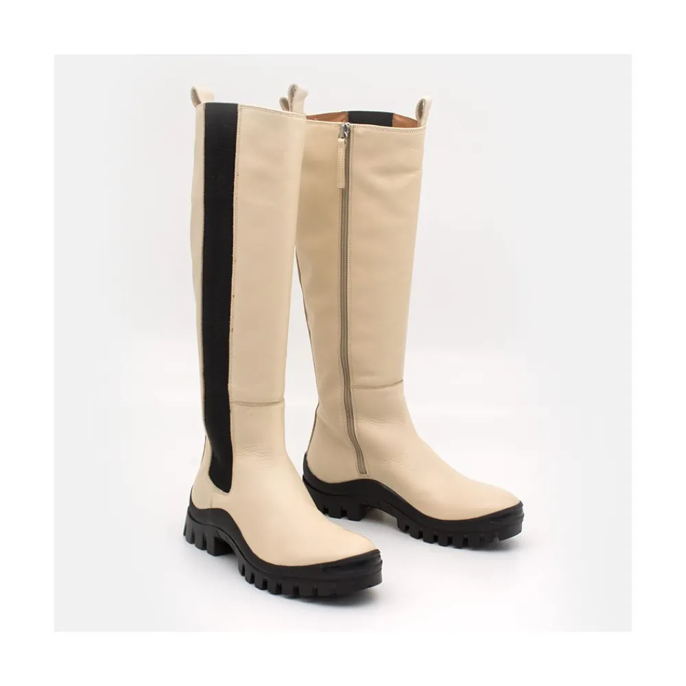 ANGEL ALARCON Wampu - Bota De Piel Con Elastico Lateral Con Suela Vibram Discount